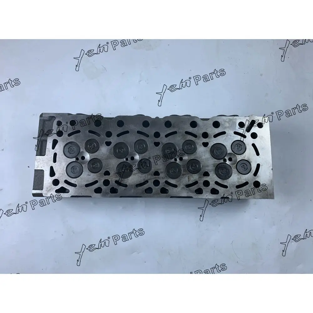Hot Selling V2607 Cylinder Head Assy Fit for Kubota V2607 Engine. 2