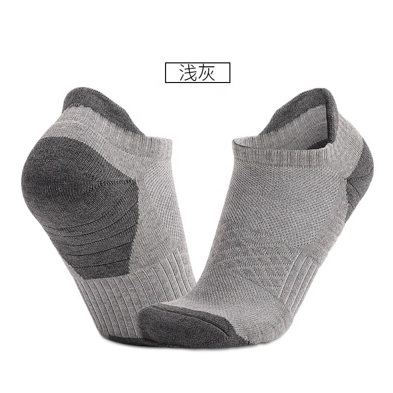 JL-10271 готово к отправке спортивный дизайн подходит для нескользящих носочков оптовая торговля дешевые хлопковые мужские носки впитывающие низкие носки до лодыжки