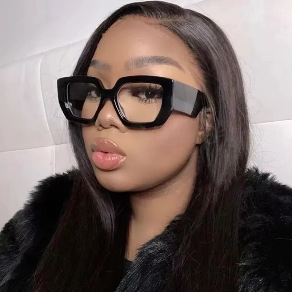 Trendy Thick Oversized Square Eyeglasses for Women 2025 display picture 3