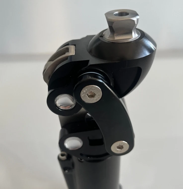 Prosthetic 4-Bar Pneumatic Knee Joint Leg Prosthesis Aluminum Artificial Limbs Parts Rehabilitation Equipment