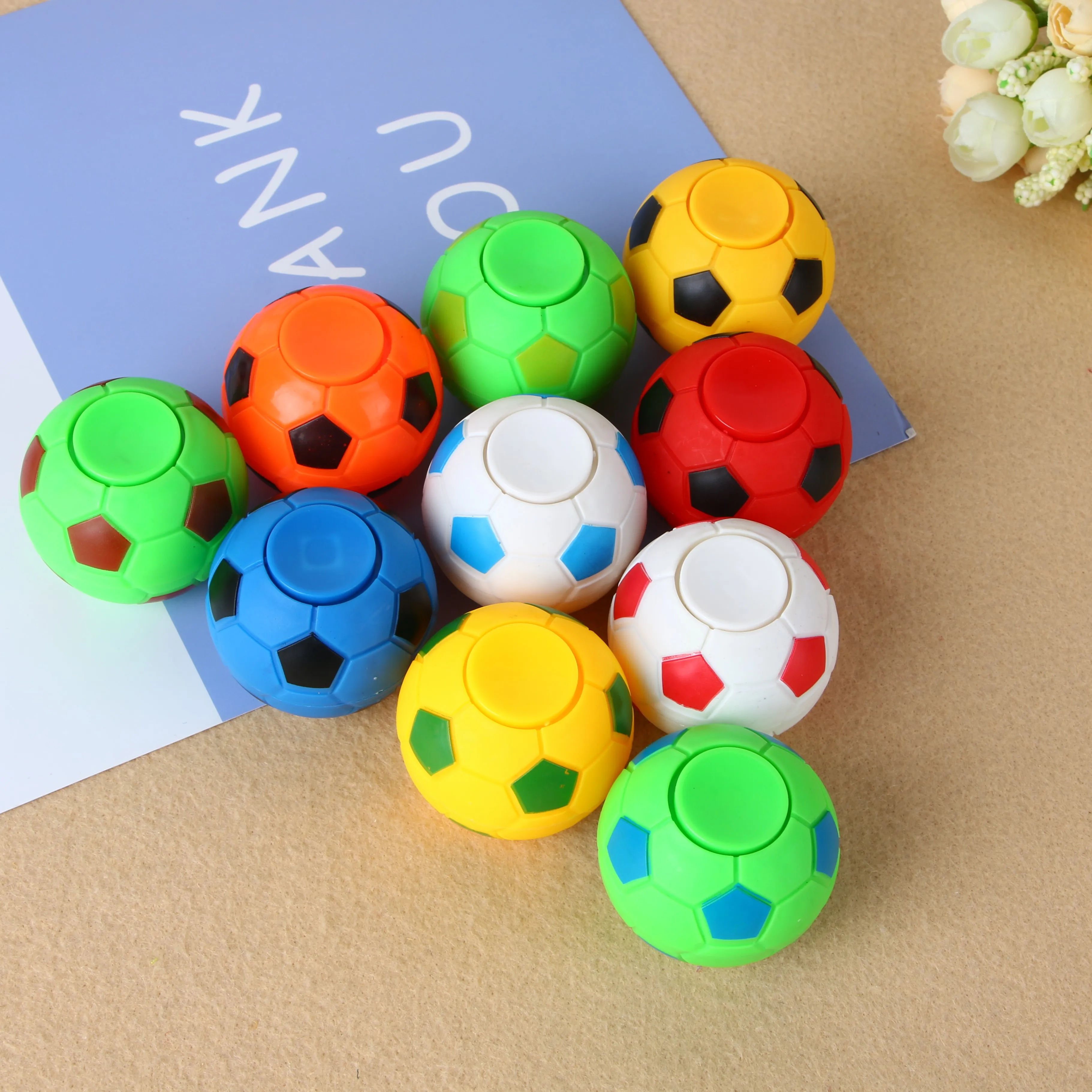 Рекламный подарок для детей, недорогие игрушки-антистресс, футбольные Спиннеры для пальцев, игрушки