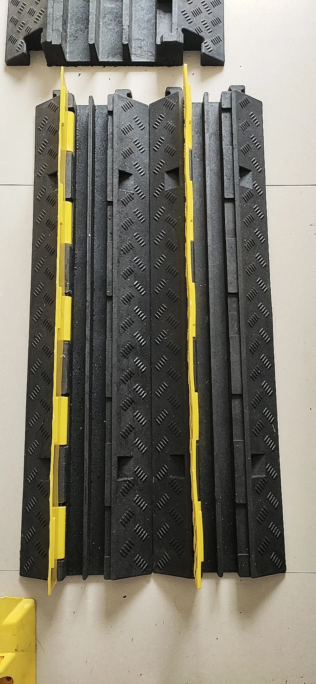 yellow pvc lid 2 channel stage use rubber and plastic cable ramp bridge cable protectors