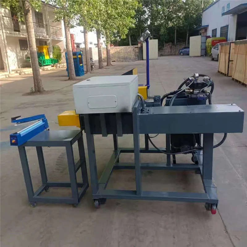 Horizontal Constant-weight Wiping Rags Compress Machine Bagging Old Cloth Bundling Machine / Rag Baler Rags Packer Machinery