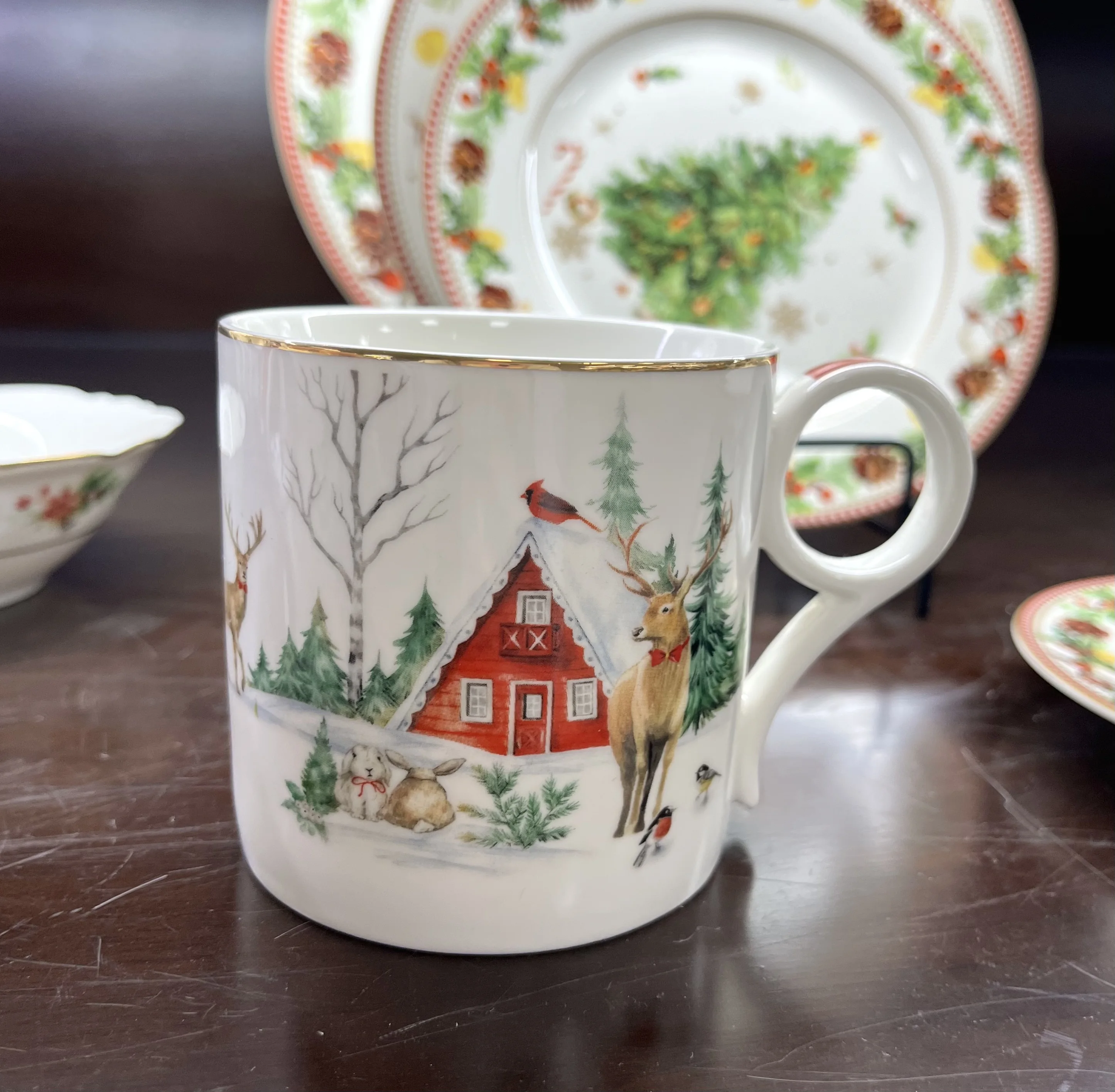 Taohui Customizable Holiday Porcelain Snow House Elk Christmas Element Dinner Plates details