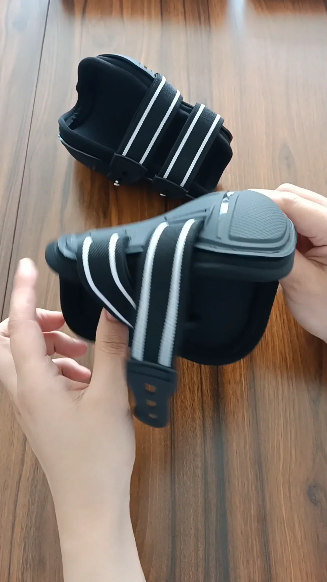 1 Set Adjustable Size Horse Tendon Boots Protective Horse Leg Wraps