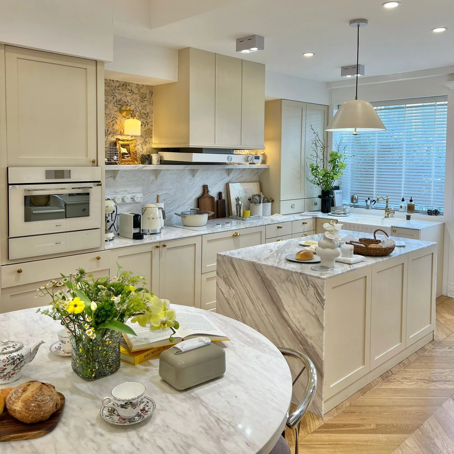 North American White Shaker Kitchen Door Furniture Classic RTA Solid ...