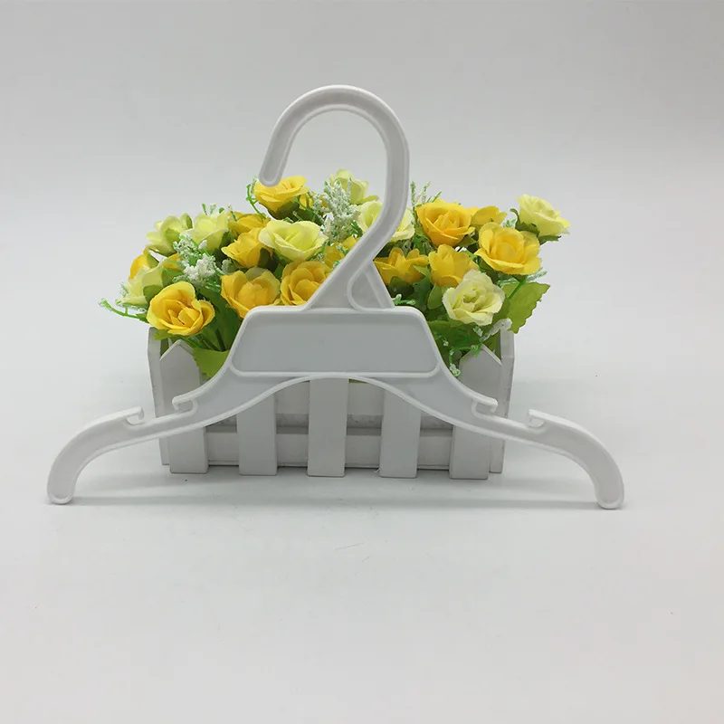 Unbreakable Children's Plastic Dress Hanger main image 1