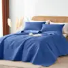Azul oscuro