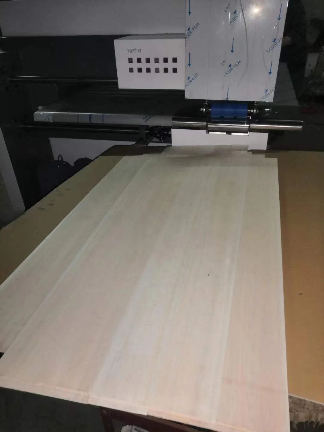 Veneer Splicer Machine Veneer Jointing Machine Veneer Composer Sewing Jointing Machine