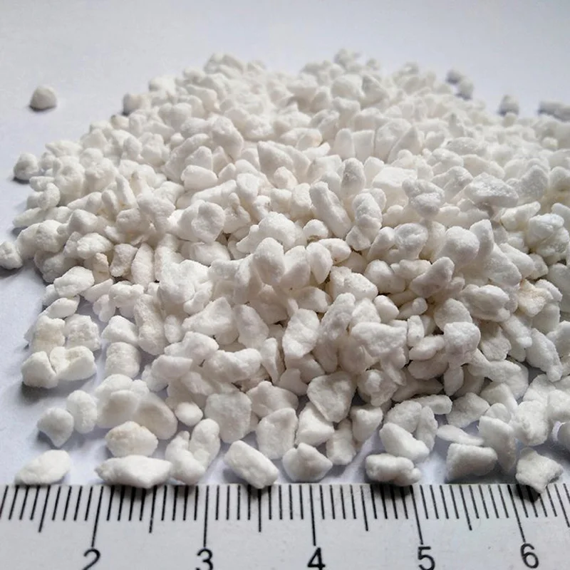 Small Granular Perlite Powder for Insulation 3-6mm Expanded Refined Board Price Mining Ore Perlite Cosmetics Hand Saw Perlite