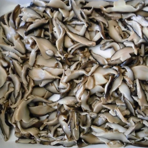 Консервированные грибы shiitake