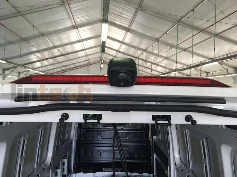 VW Crafter cam install 3.jpg