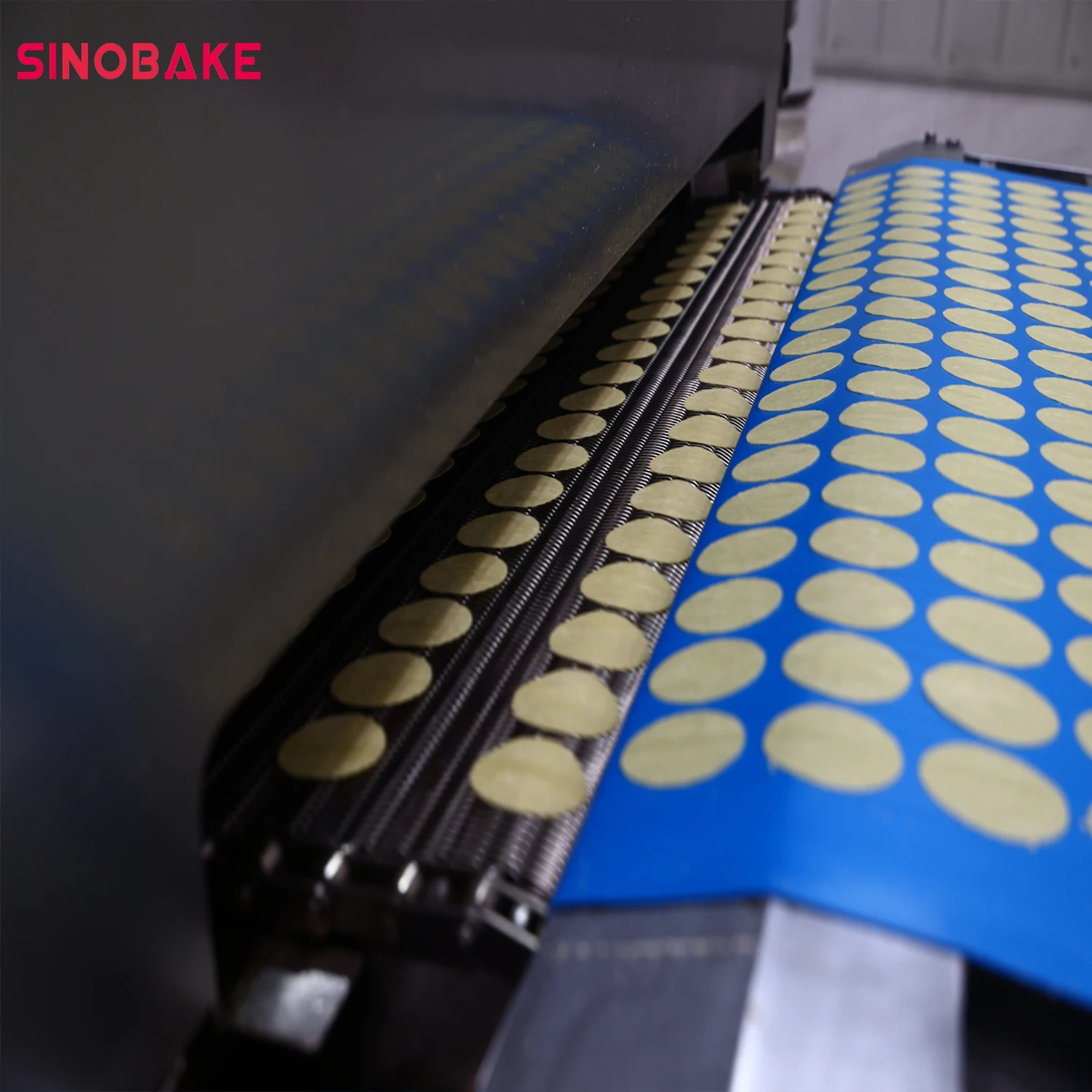 SINOBAKE 400kg 600kg Per Hour Stackable Potato Chips Processing Line Fully Automatic Potato Chips Production Line