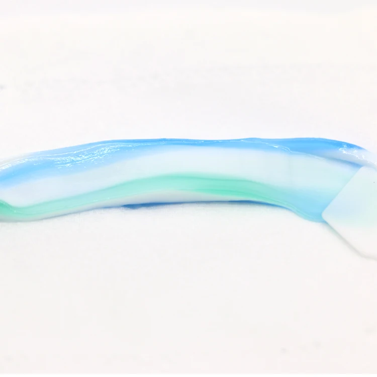 Фирменные производители добавляют фторидную трехцветную зубную пасту с мятным вкусом антиполостная зубная паста для свежего дыхания