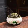 Libellule en porcelaine blanche jouant-avec coton ignifuge