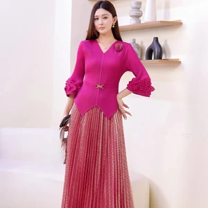 Miyake's New Pleated Dress - an Elegant Style for Business Casual Wear Suitable for Plus-size Women