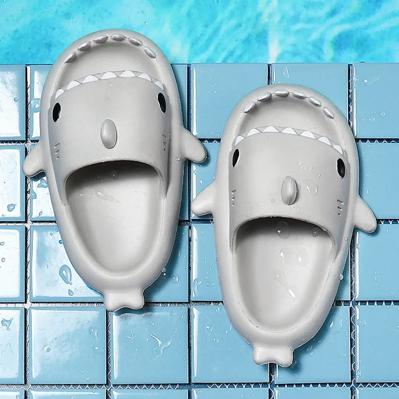 Летние детские тапочки Shark радужная обувь для детей малышей улицы Эва мультяшный принт Симпатичные плоские каблуки пляжные сандалии