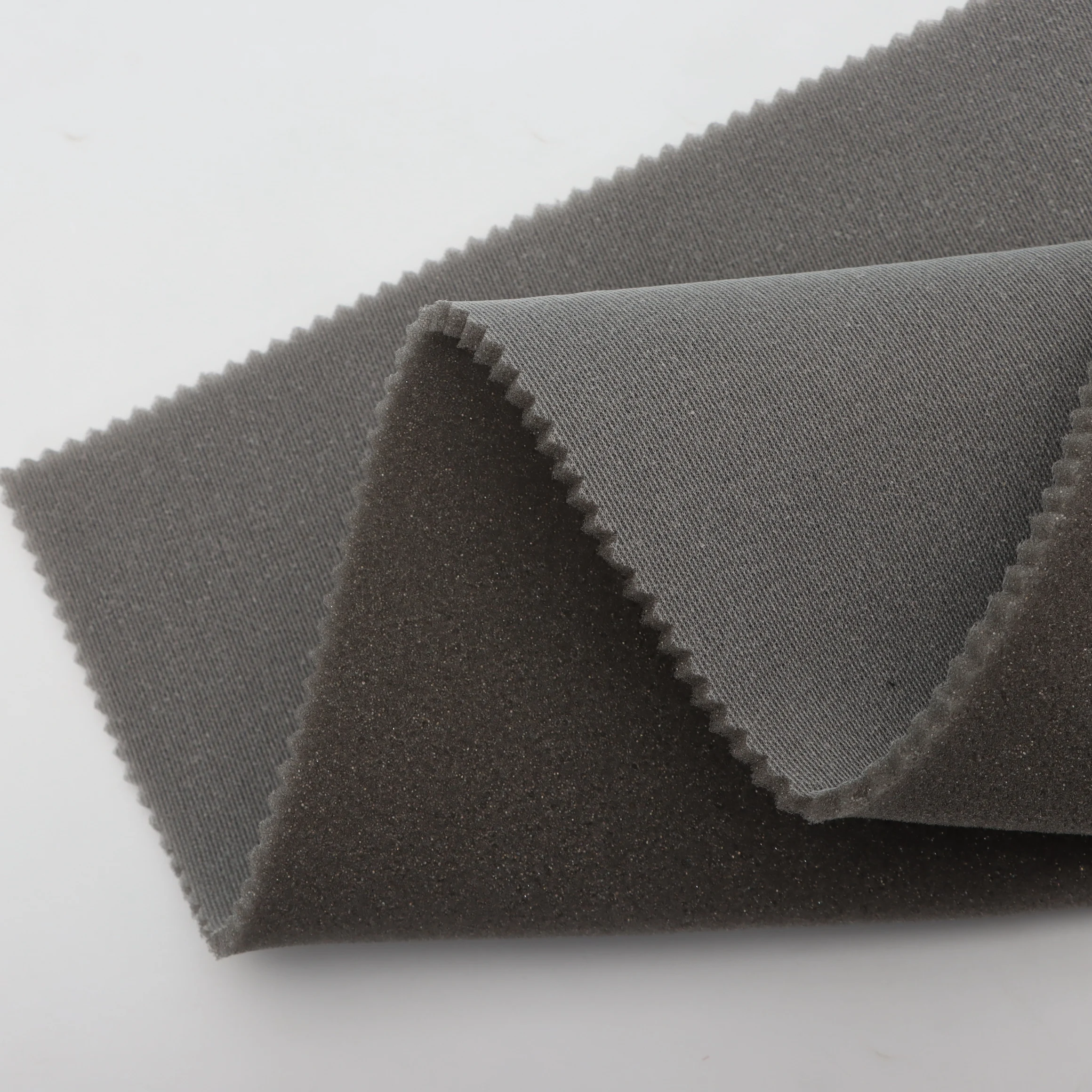 Қалта мен чемодан/мотоцикл шлемінің іші/диван орындығы үшін пайдалануға болатын экожеңіл полиэфирлі ламинатталған торлы көбіктен жасалған матаны өз қалауыңызша жасау