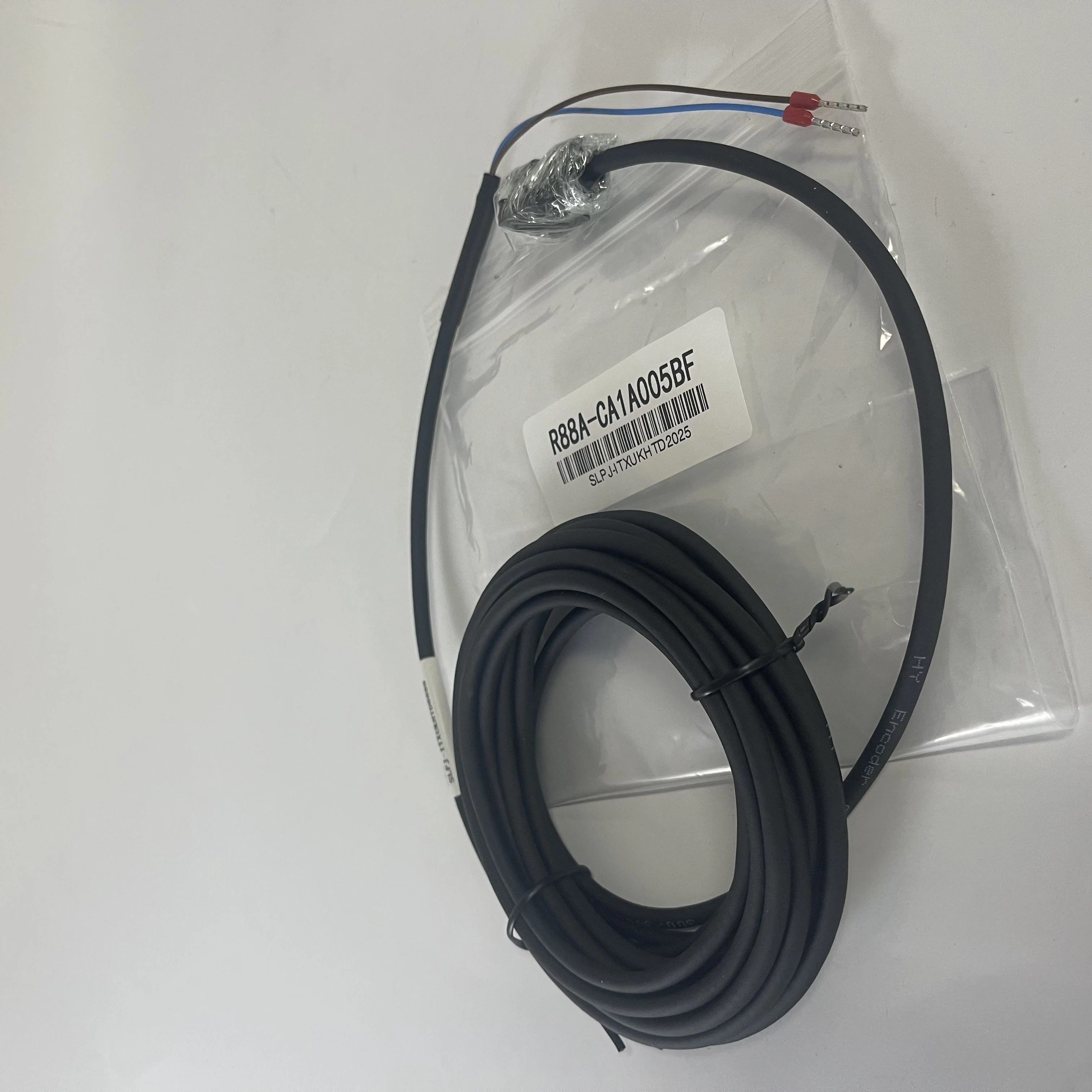 Omron (EtherCAT) Cable R88A-CA1A005BF