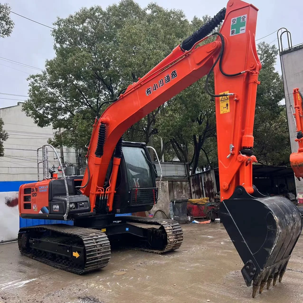 2023 Year Original Japan Hitachi ZX120 Excavator for Sale