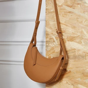 Wholesale Custom logo Retro Women's Leather Handbag Simple High-quality Single Shoulder Armpit Bag for Ladies Crescent Bag