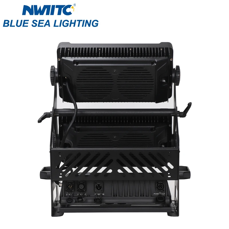 NEUTRIK REAN PowerCon Waterproof Outdoor RGBW 4in1 LED Flood Light 80x15W High Power for Club Events Stage Lighting DMX512 IP65