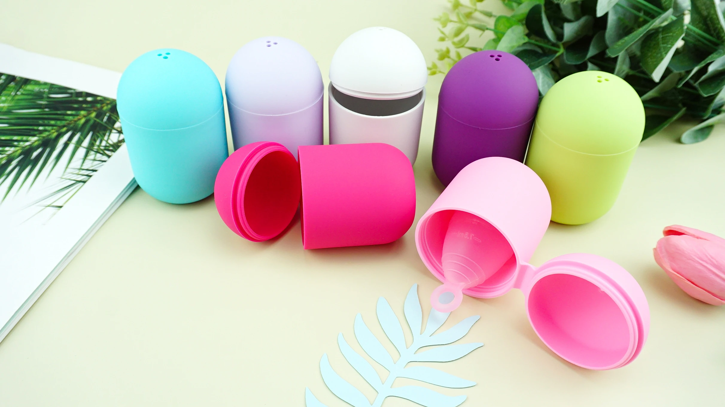 Customizable Purple Sterilising Cup Silicon Menstrual Cup Cleaning Case