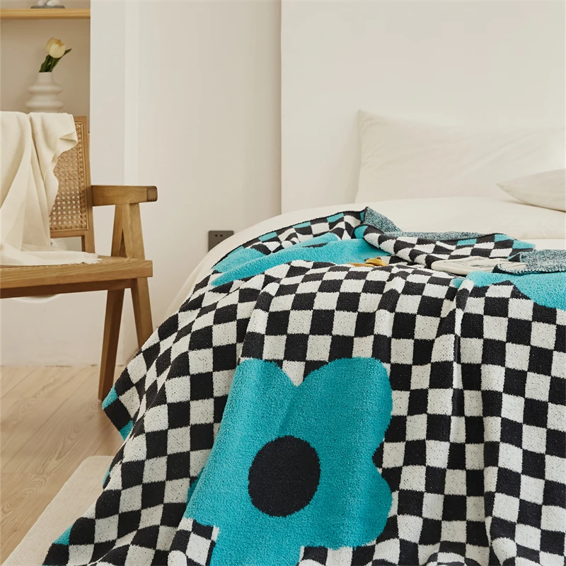 Flower wavy 100% polyester yarn  knitted checkerboard  throw blanket for home decoration  AS supplier