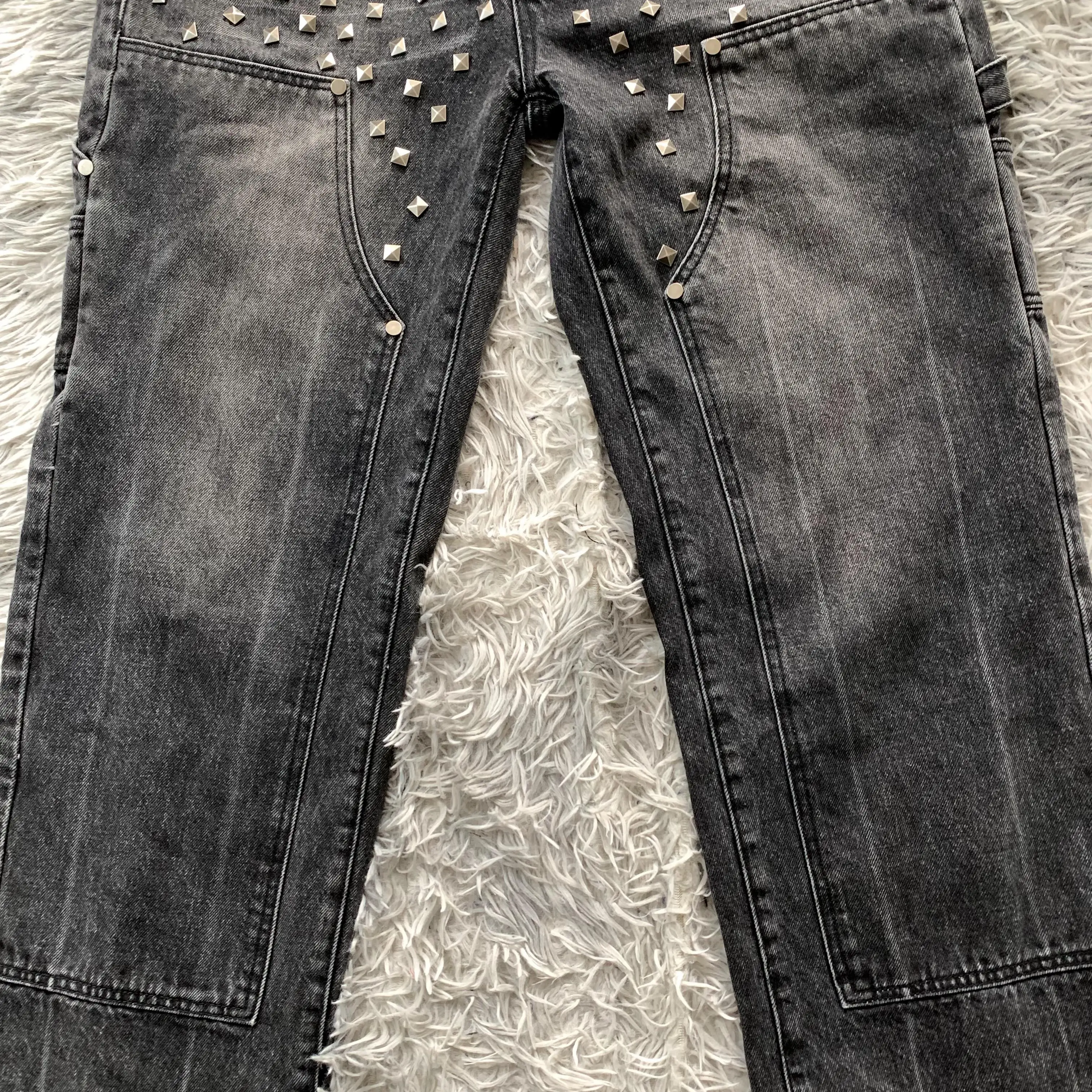 DENIMGUYS Multiple Metal Stud Decorate Distressed Jeans