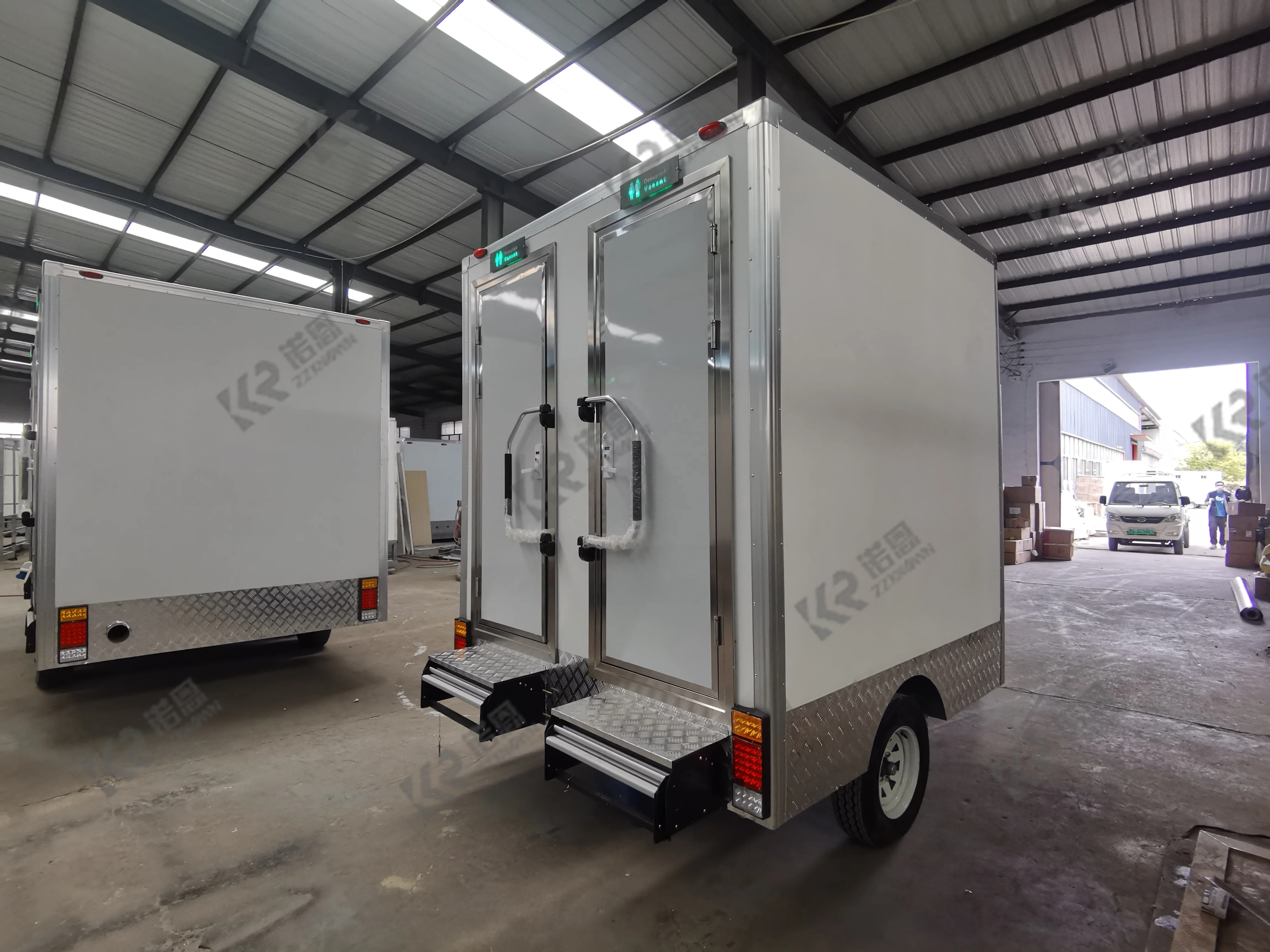 ZZKNOWN Mobile Luxury Portable Toilets for Sale Custom Cheap Bathroom Portable Toilet Trailer Portable Toilet and Shower Room