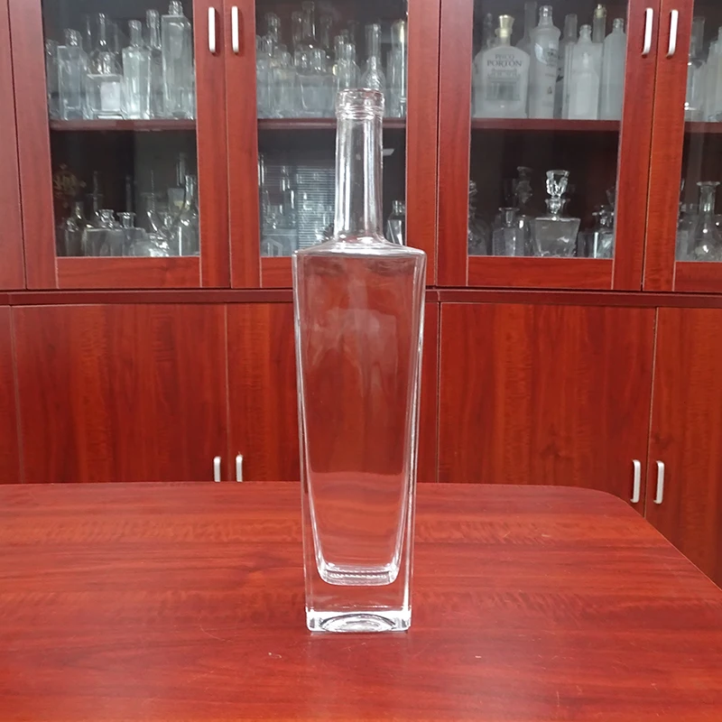 Blue Label square clear Rum Alcohol 750ml Glass Liquor Bottle