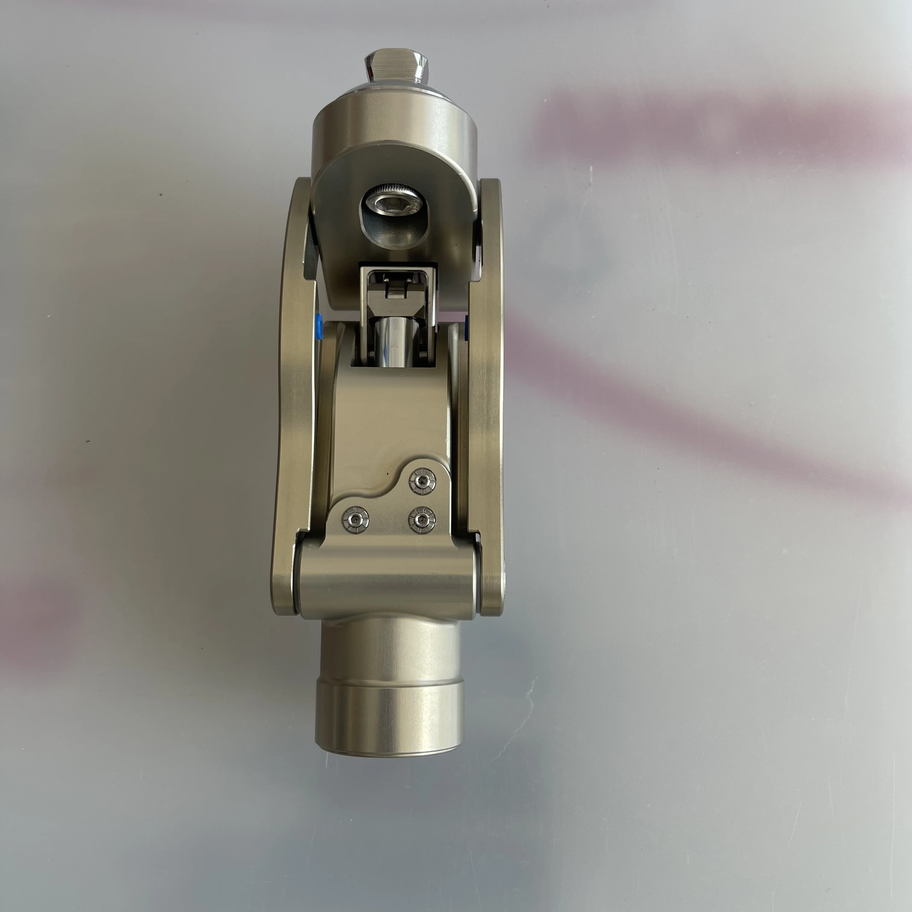 Four-Axis Hydraulic Artificial Prosthetic Knee Joint Implant Type Artificial Limb Class I Rehabilitation Equipment