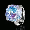 Anillo abierto rosa y azul.