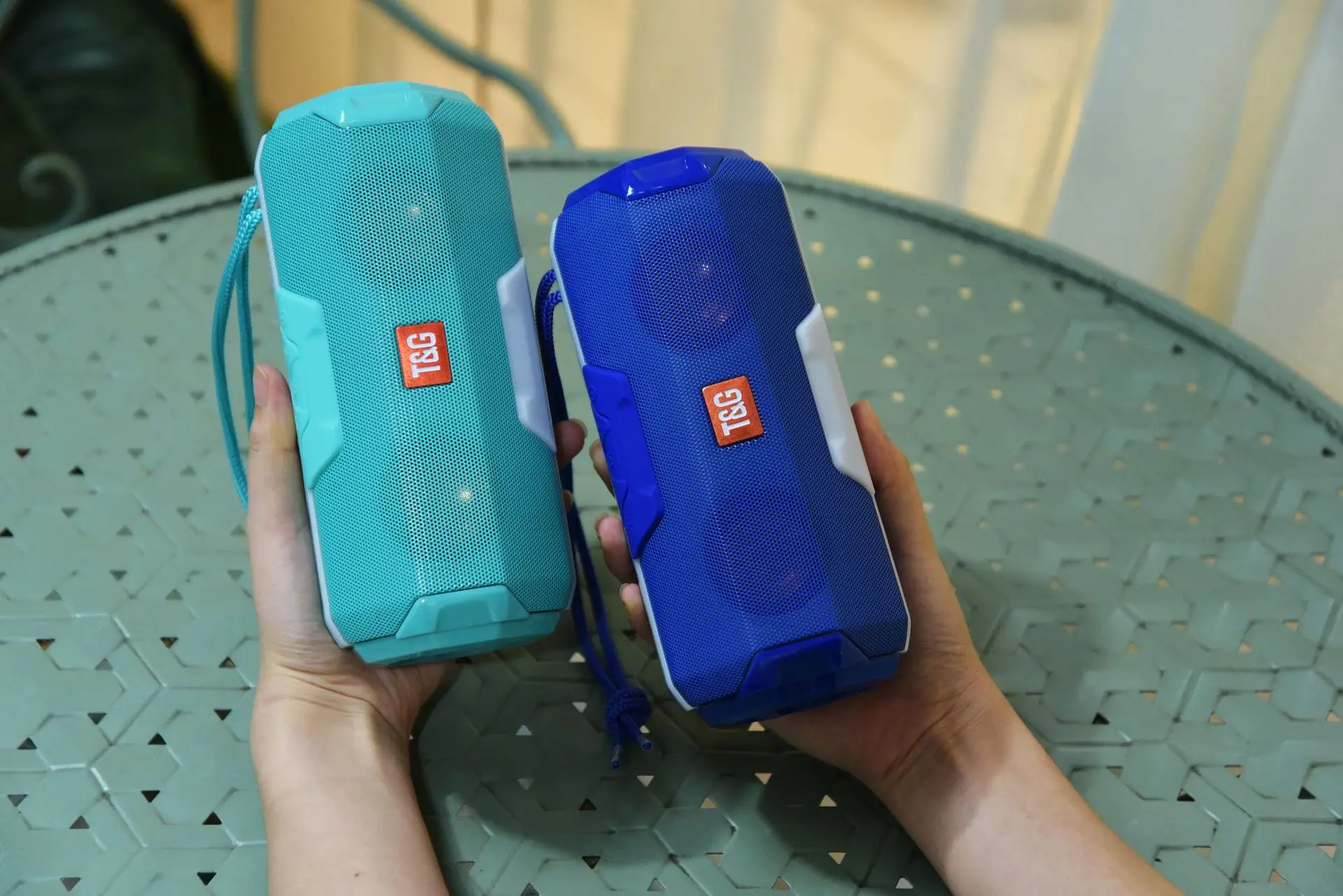 TG143 parlante portatil sound box Wireless loudspeaker mini Subwoofer Portable boombox Outdoor Blue tooth Speaker with light