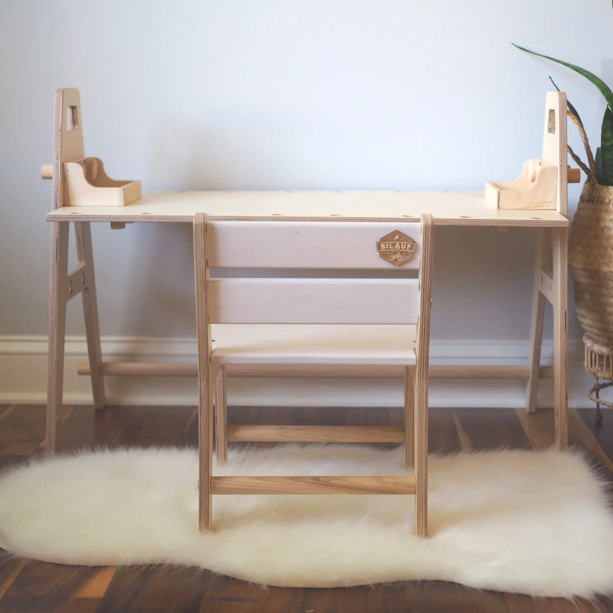 Wooden Kids Chalkboard And Playing Table And Chair /kids Furniture