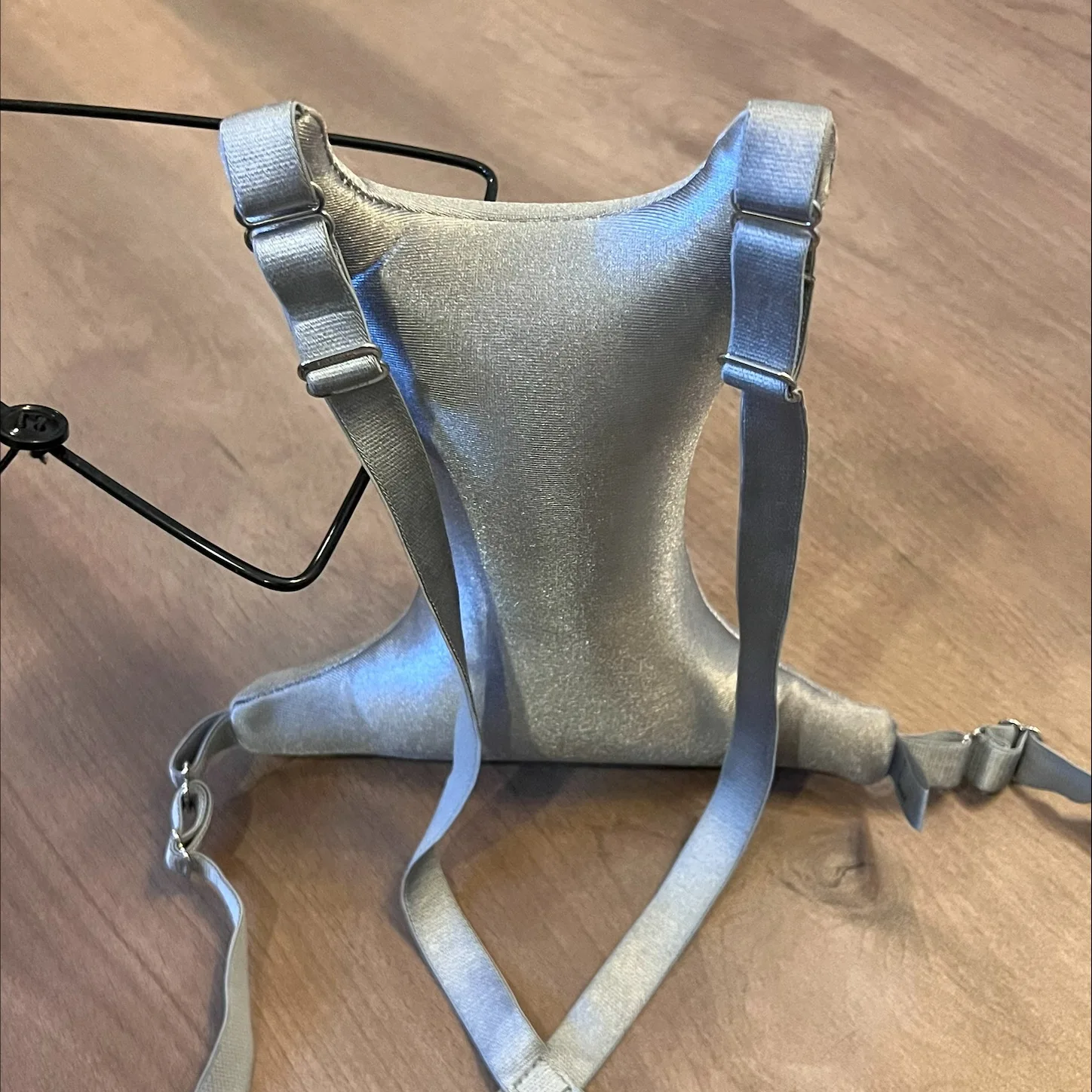 Ladies Strapped Oem Order Wrinkles Prevention Chest Pillow Breast