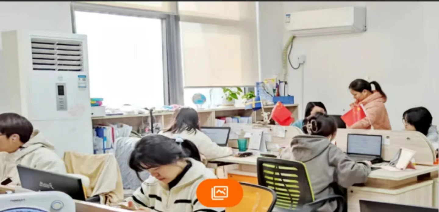 Fuzhou Fusheng Footwear Co., Ltd. 1