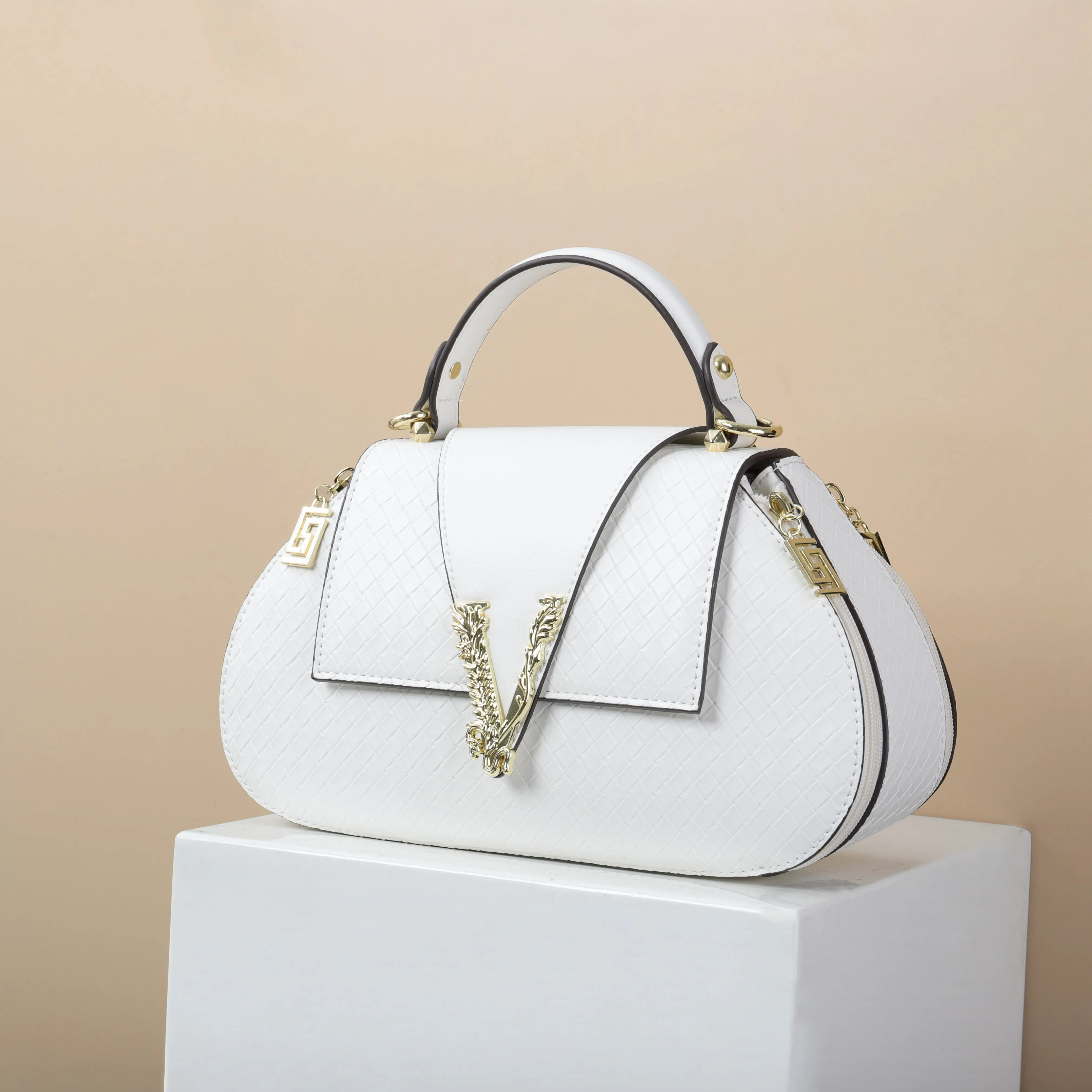 Wholesale hot selling handbags for women luxury designer saddle bags for  girls alibaba-online-shopping China ladies bags factory 30 cm From m.alibaba .com