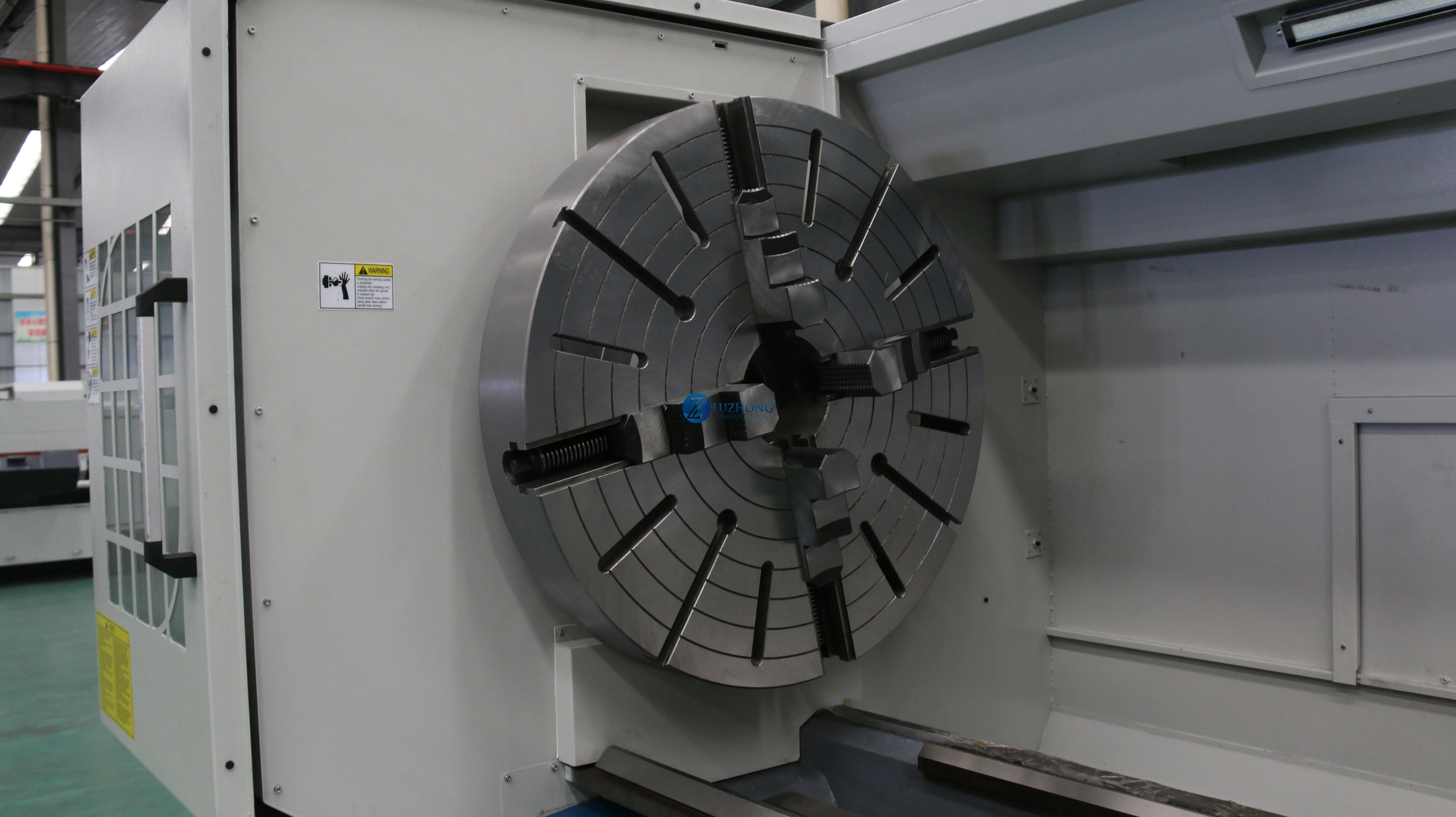LUZHONG Heavy Duty CK61125L CNC Controller Chinese Flat Bed Horizontal Metal Lathe with  System 220V Motor Used Condition