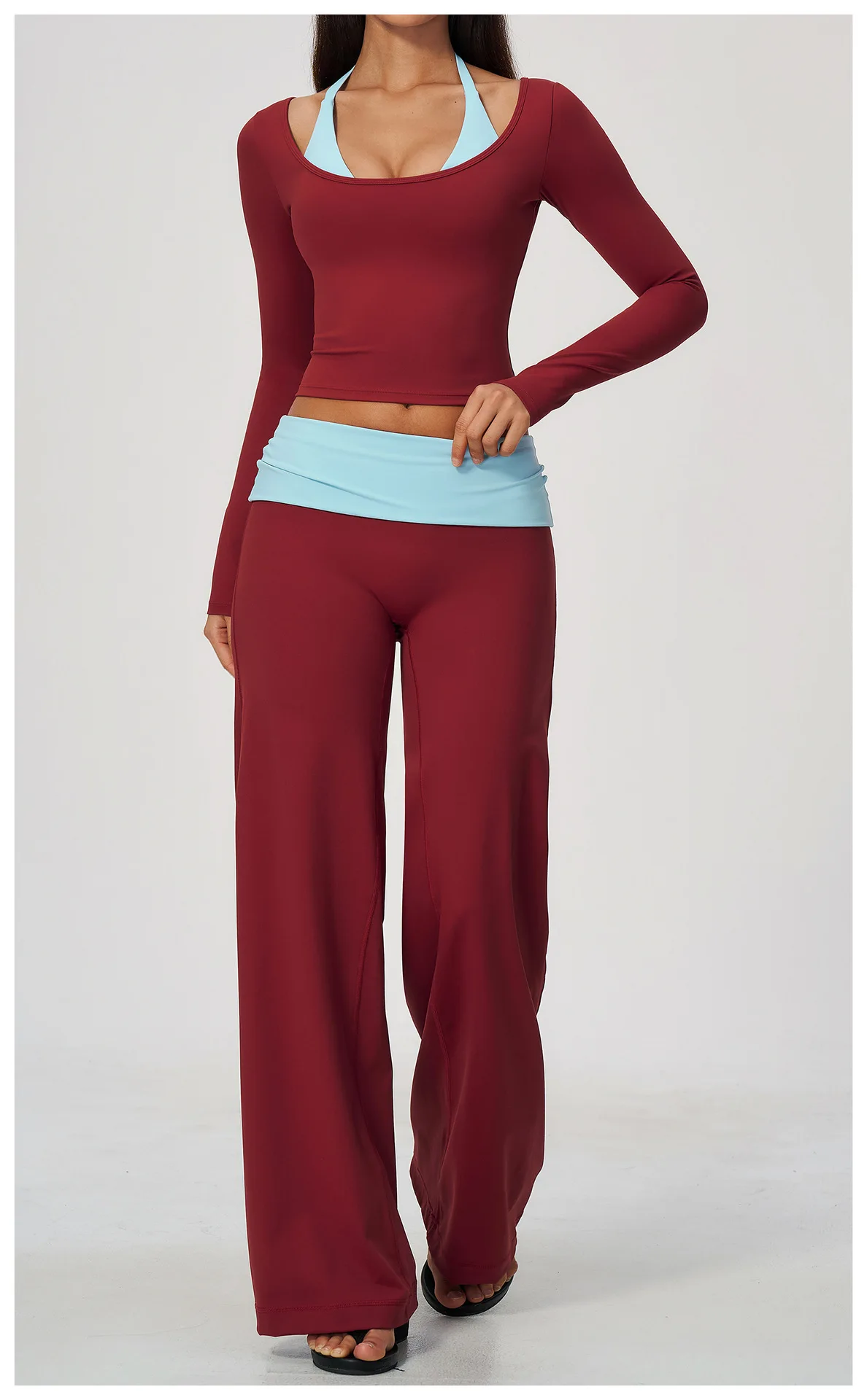 Breathable Yoga Crop Quick Dry Long Sleeve Activewear Four-Way Stretch Fitted Shirt with Thumbholes — detail