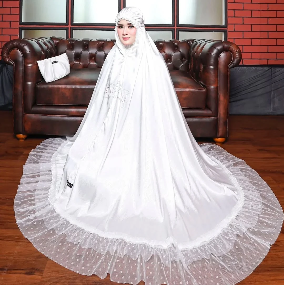 Customized Garment Factory Premium Travel Two Piece Prayer Set Mukena Telekung Islamic Clothes White Satin Women Modest Outfit