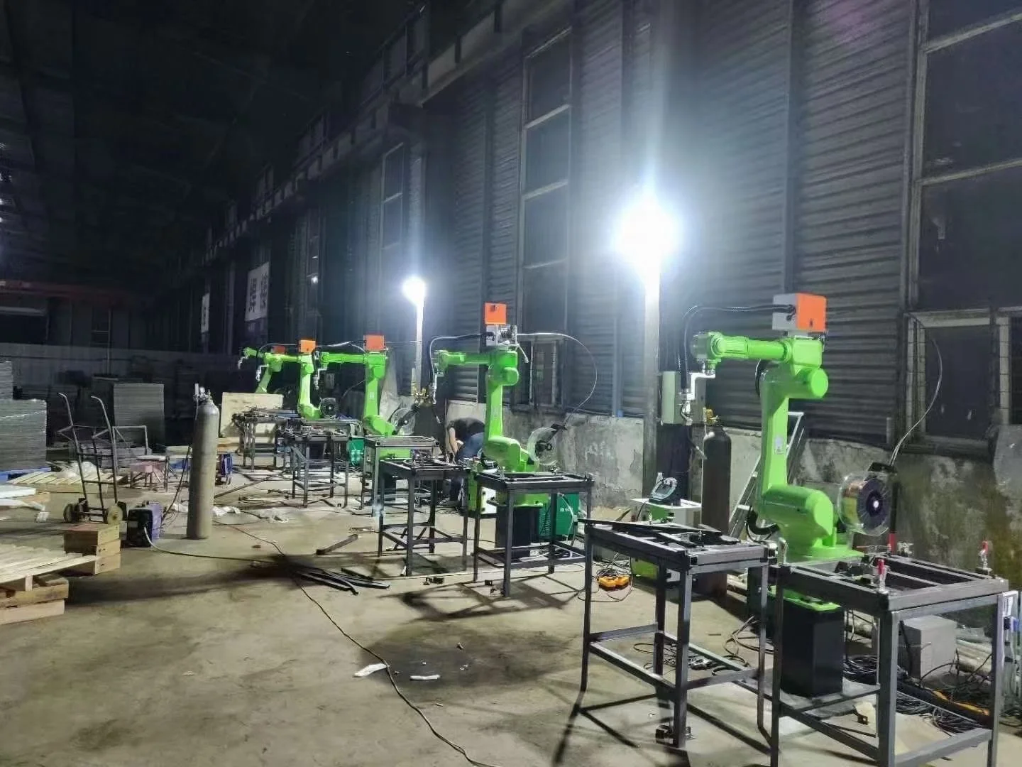 Сварочный робот цена Mig сварочный ручной Промышленный аппарат из нержавеющей