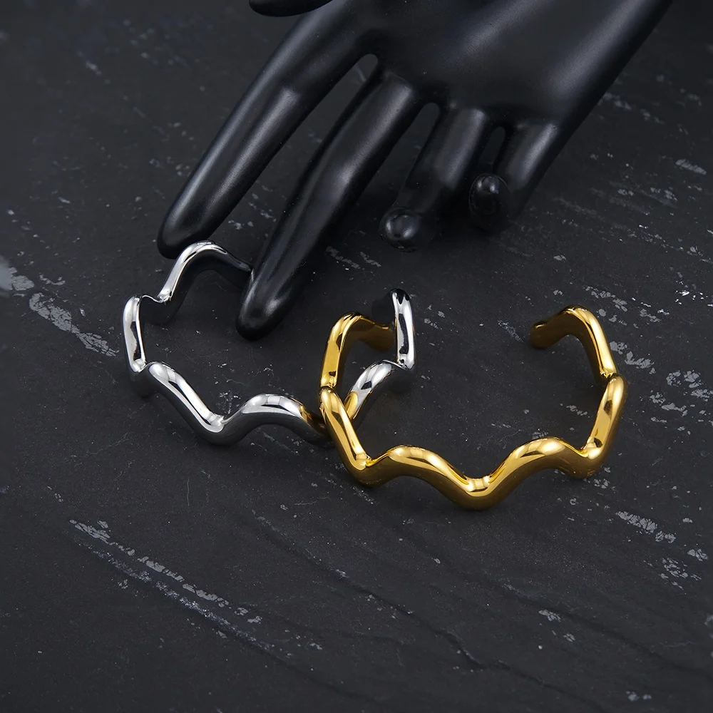 Latest 18k Gold Plated Brass Jewelry Irregular Waved Line Design