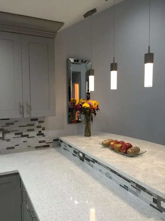 High Quality Artificial Quartz Stone Countertop Gold Red Rose Quartz Slab Kitchen Countertop