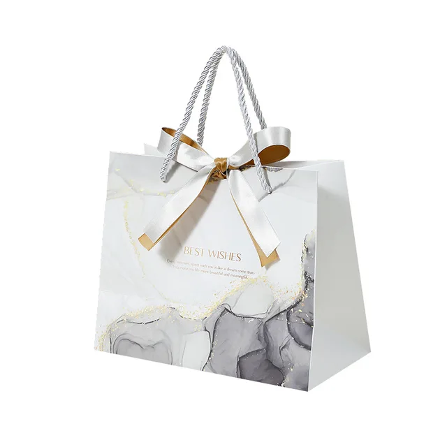 Wholesale Custom Printed Brand Logo Design Promotion Luxury Clothing Retail Gift Shopping Paper Bag With Handle