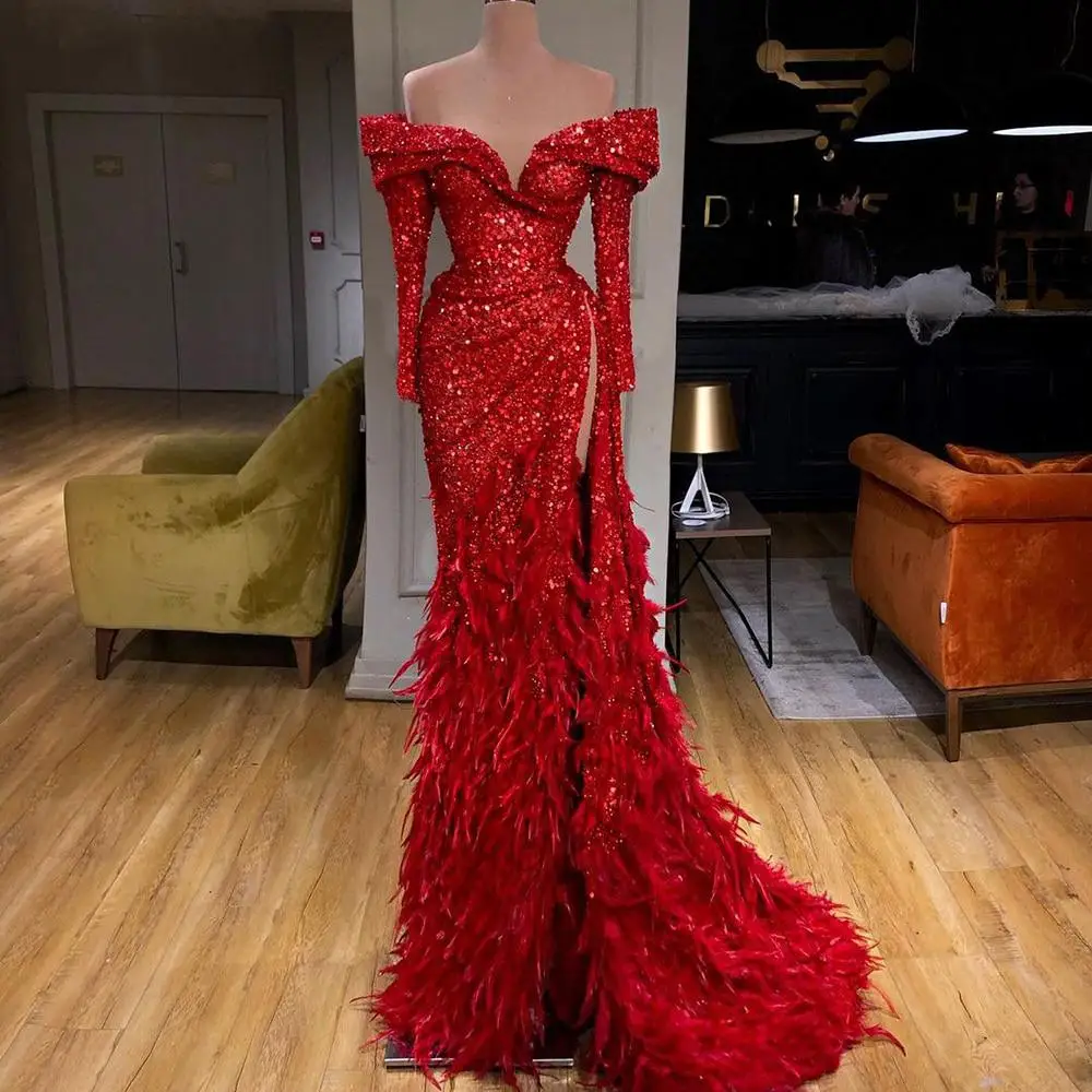 Red Dinner Designer Gown Dress Wedding Lace , Women's Fashion, Dresses &  Sets, Evening Dresses & Gowns on Carousell
