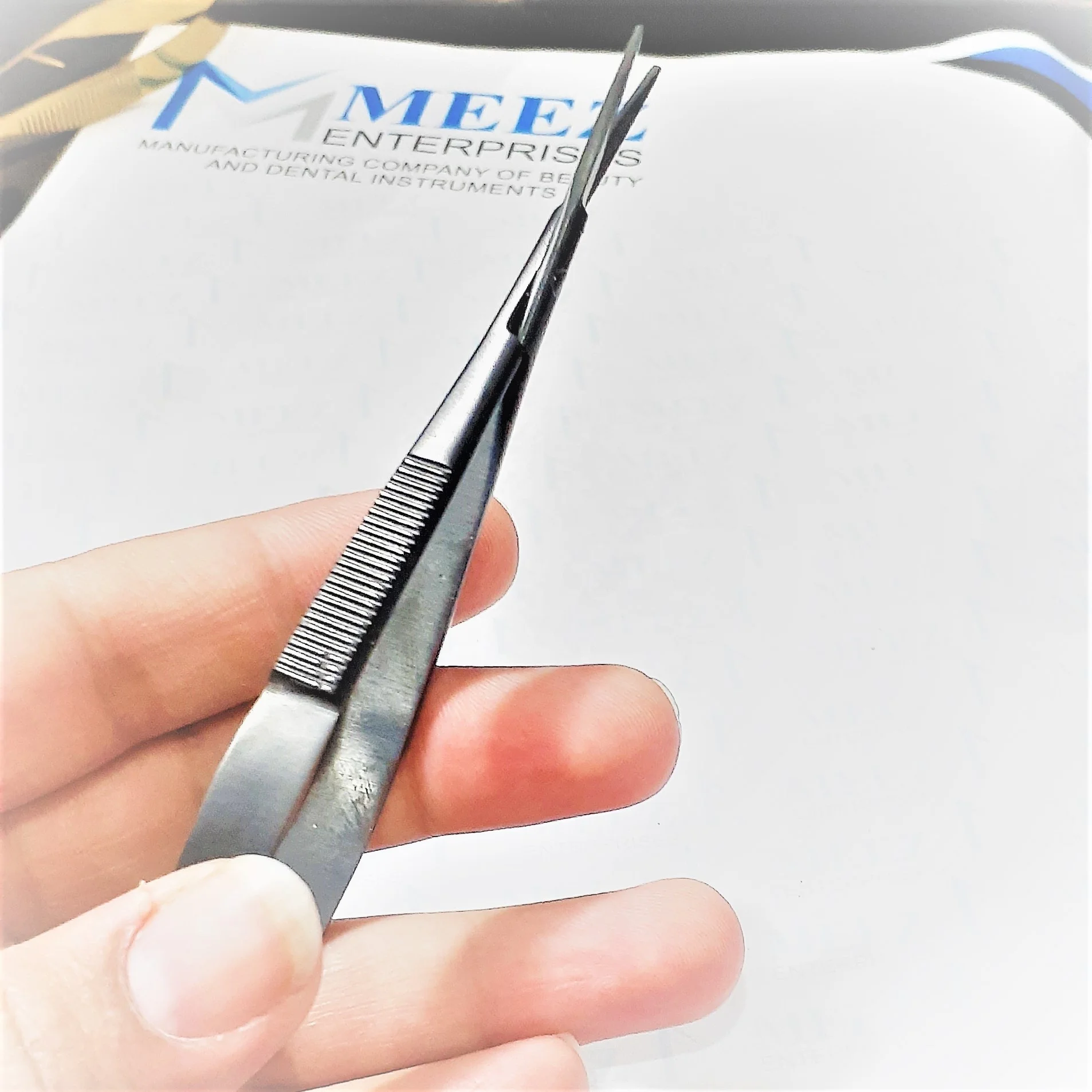 Высококачественные ножницы из нержавеющей стали с острыми наконечниками для бровей