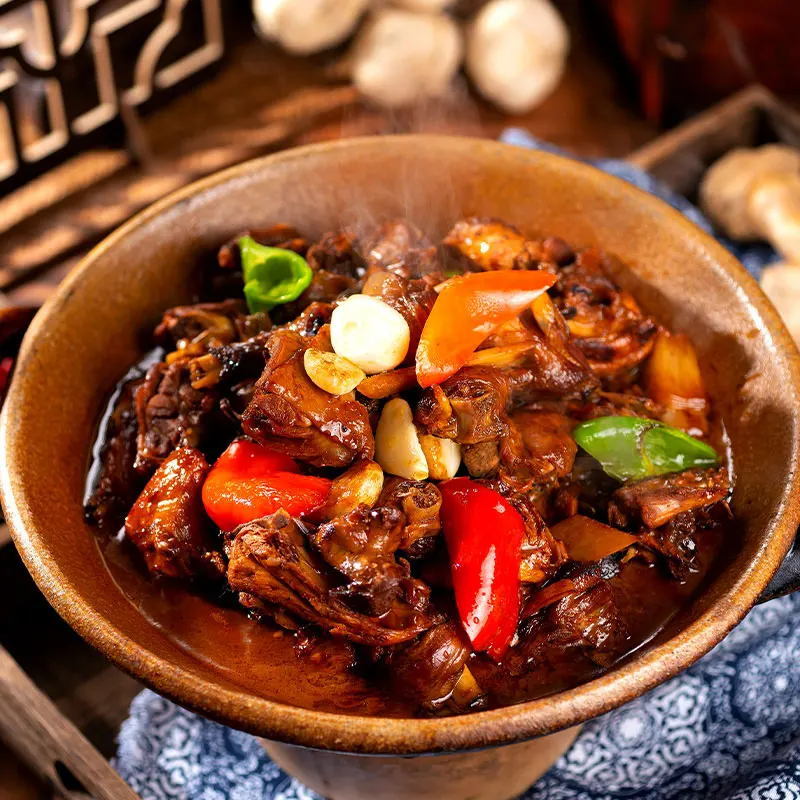 Vysoce kvalitní omáčka Sichuan Pikantní omáčka na smažené kuře Pikantní koření do kuchyně a restaurace