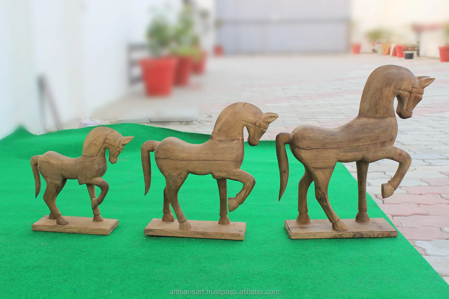 Vintage Solid Wood Horse Figurine Set Of Three Home Decoration Gift