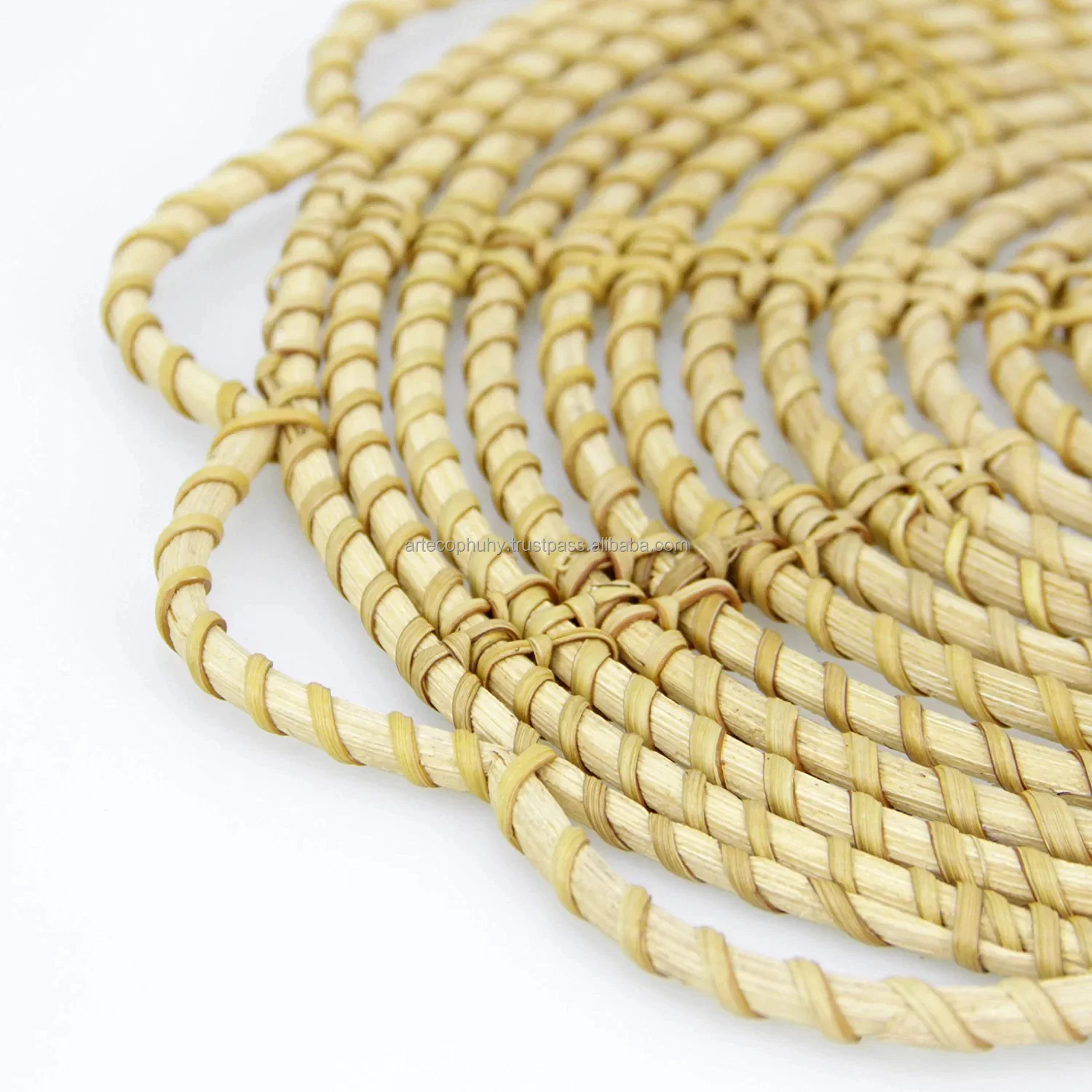 Contemporary Hot Trend Home Decor Oval Rattan Placemats Flower Rattan